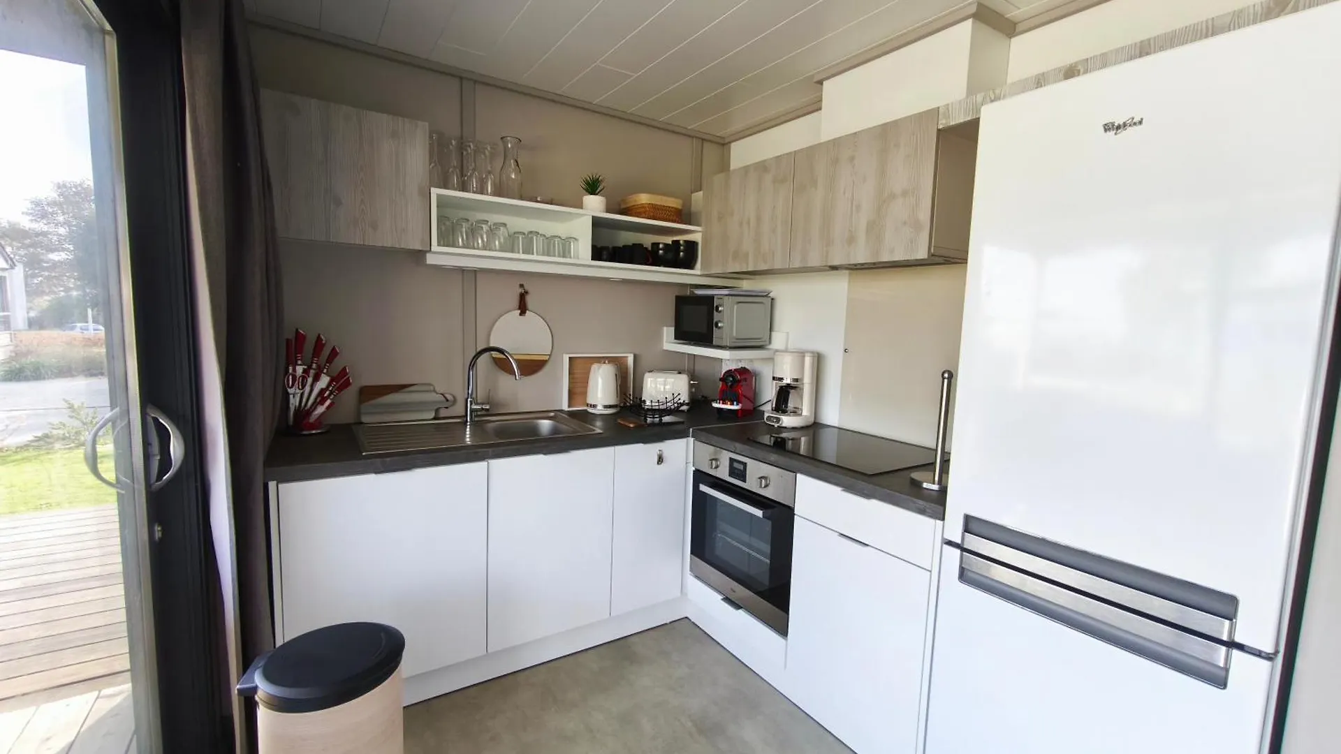 Chalet 3 Chambres Dans Un Domaine Prive Avec Piscine Chauffee Et City Park Marzan